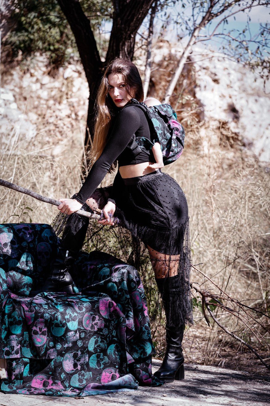 Babytrage Onbu Scary Skulls - KOKADI