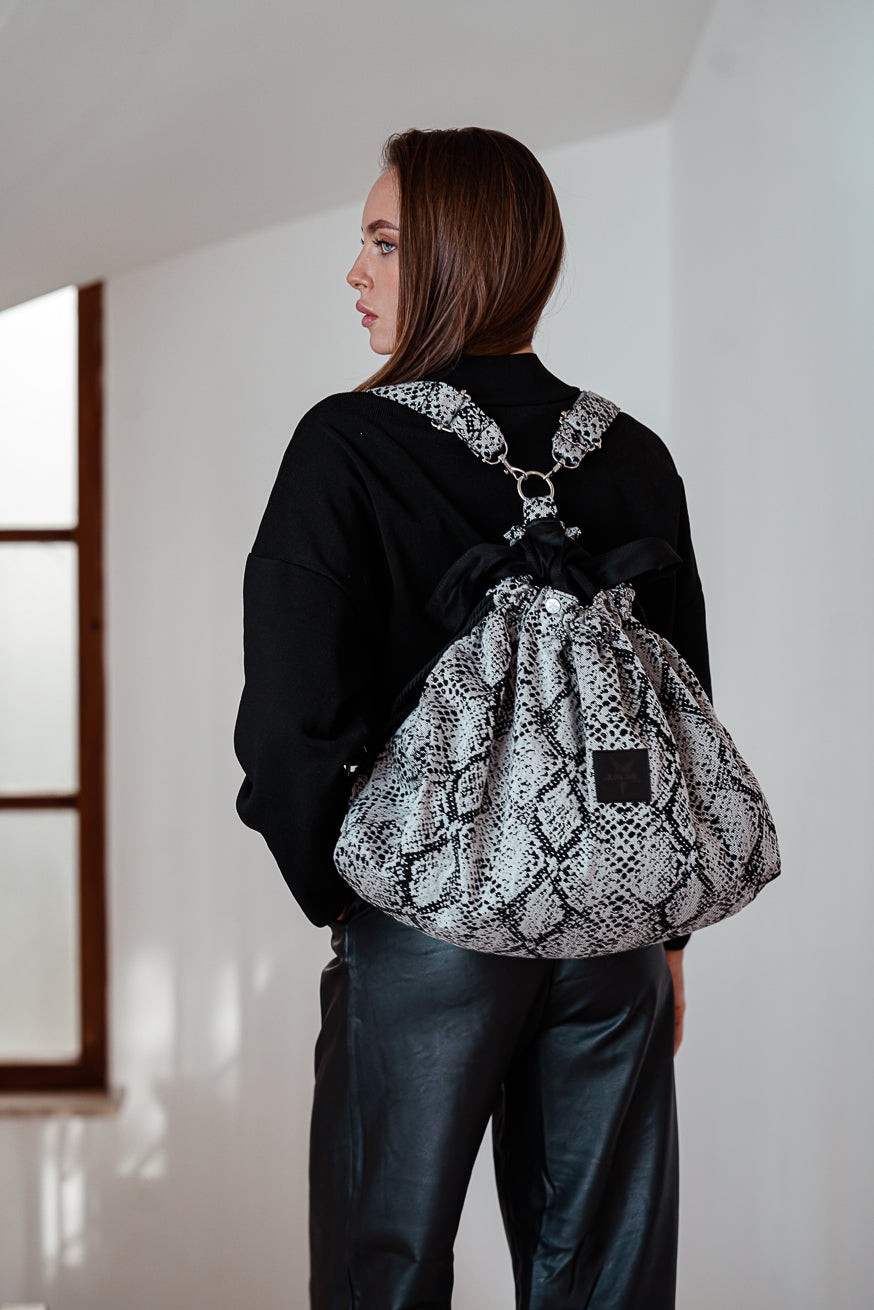 Mommy Bag Snake Monocromo