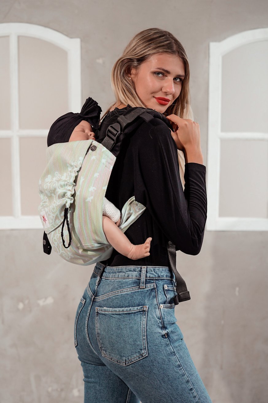 Marsupio Onbu Marlene nel Paese delle Meraviglie - KOKADI