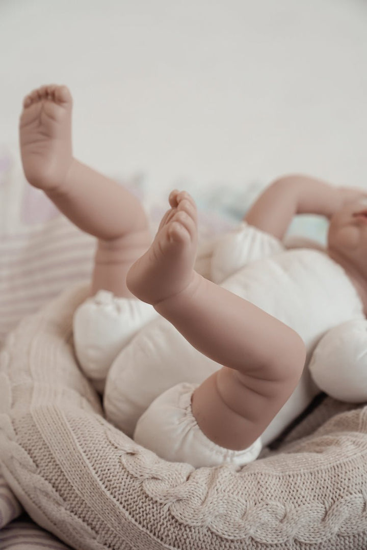 KOKADI bambola che trasporta - KOKADI